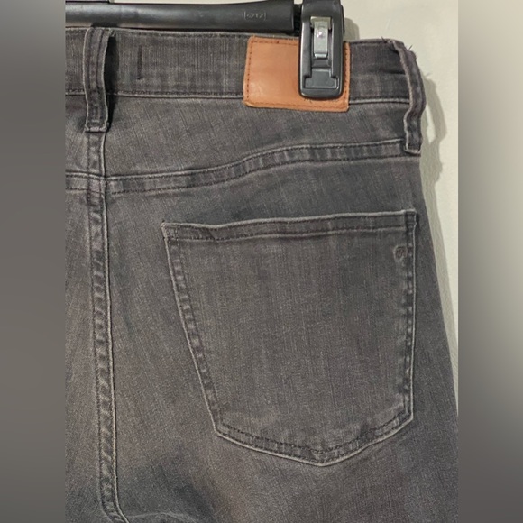 1️⃣8️⃣Madewell 9” high-rise skinny with frayed ankles - Picture 6 of 6